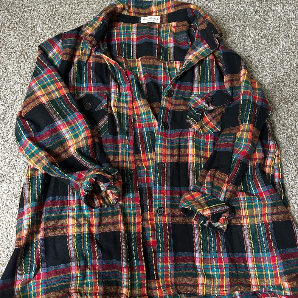 NATURAL LIFE Plaid Button-Up Shirt Jacket in Green, Red & Gold